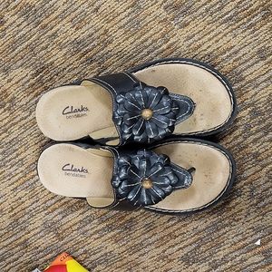Clarks bendable sandals